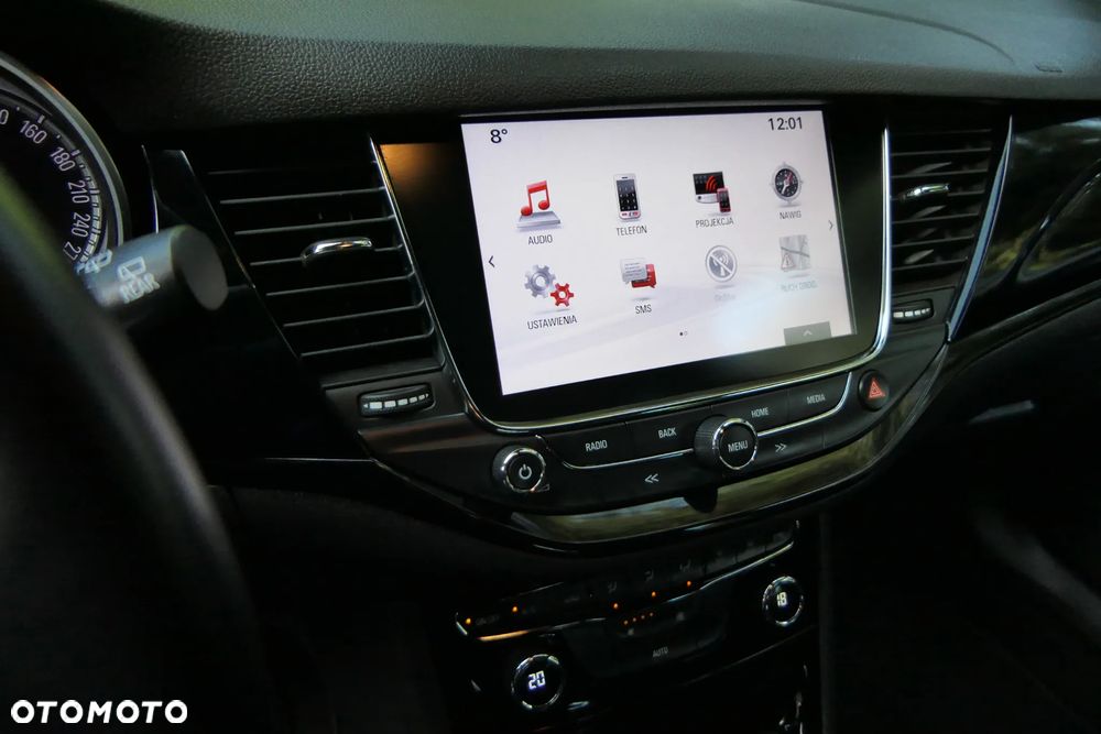 Opel Astra 1.4 Turbo Innovation - 22