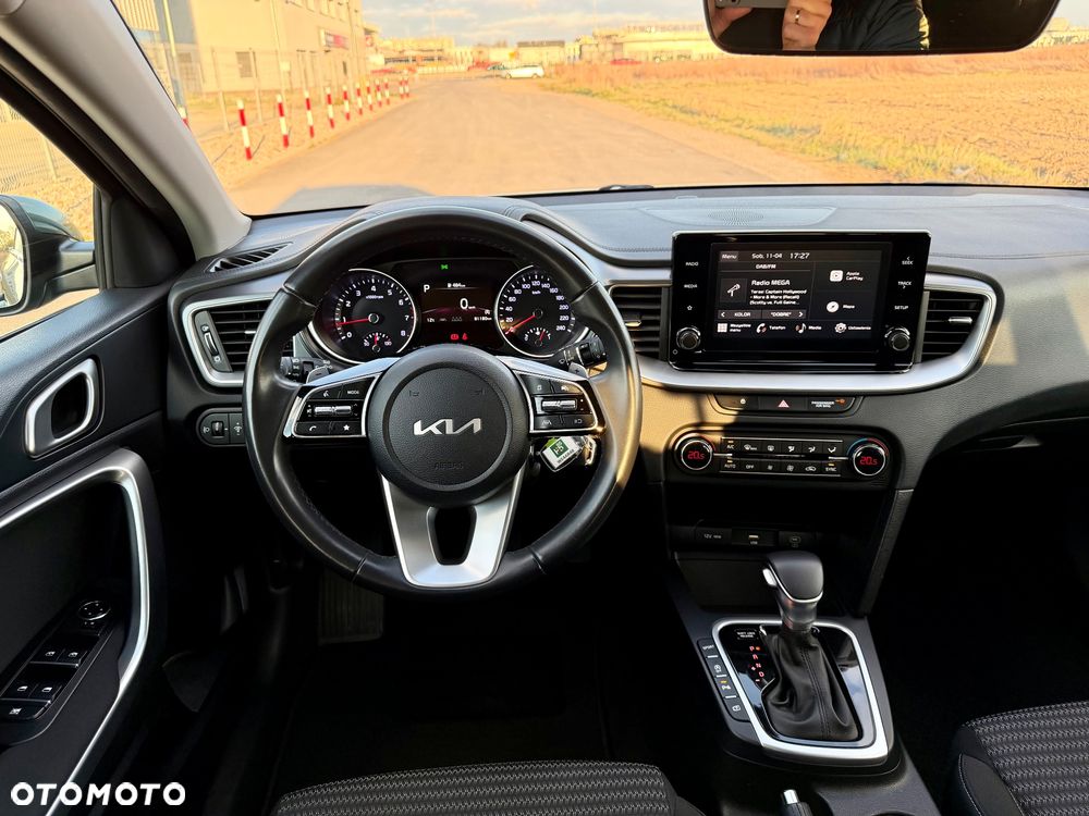 Kia Ceed 1.5 T-GDI M DCT - 10
