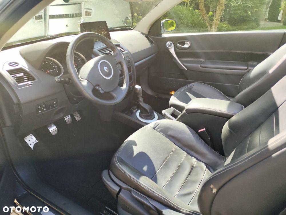 Renault Megane 2.0 Exception - 18