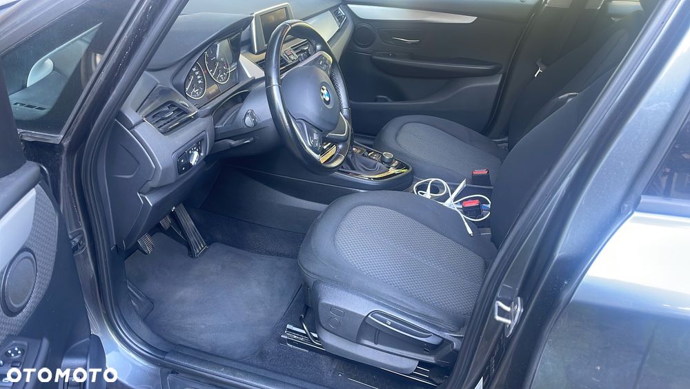 BMW Seria 2 218d GT - 17