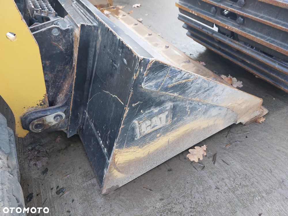 Caterpillar 279D3 - 5