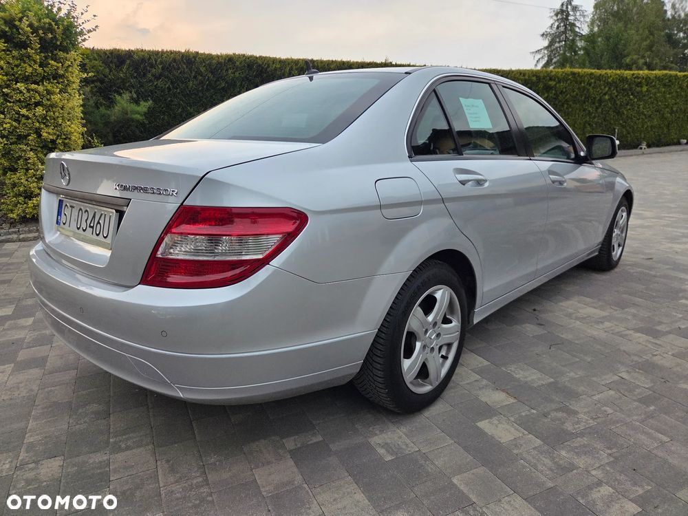 Mercedes-Benz Klasa C 180 Kompressor Classic - 7