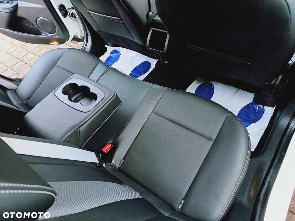 Renault Megane ENERGY dCi 130 Start & Stop Bose Edition - 10