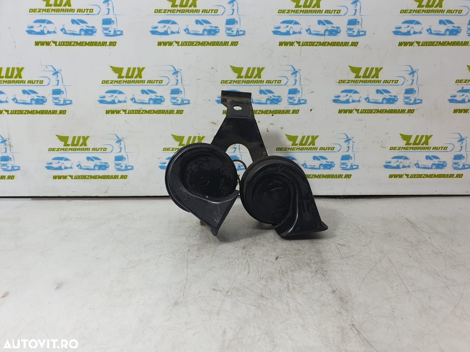 Claxoane 703881157 BMW Seria 5 F10  [din 2009 pana  2013] - 1