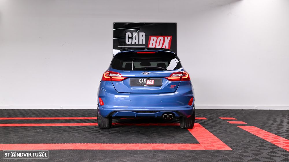 Ford Fiesta 1.5 EcoBoost S&S ST X - 32