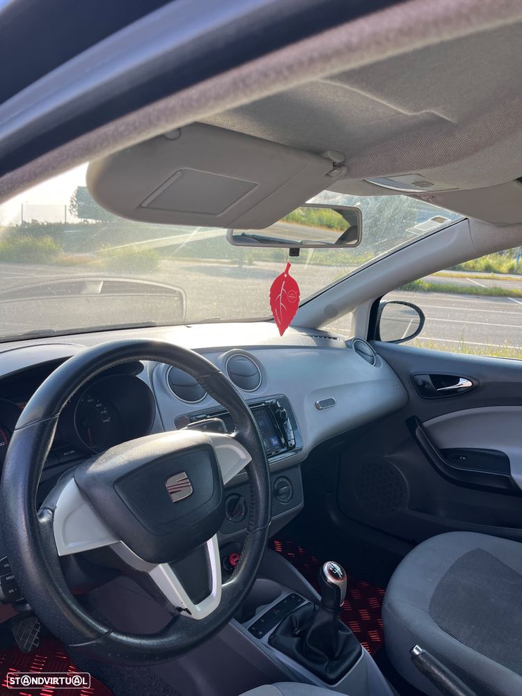 SEAT Ibiza 1.2 12V Reference - 4
