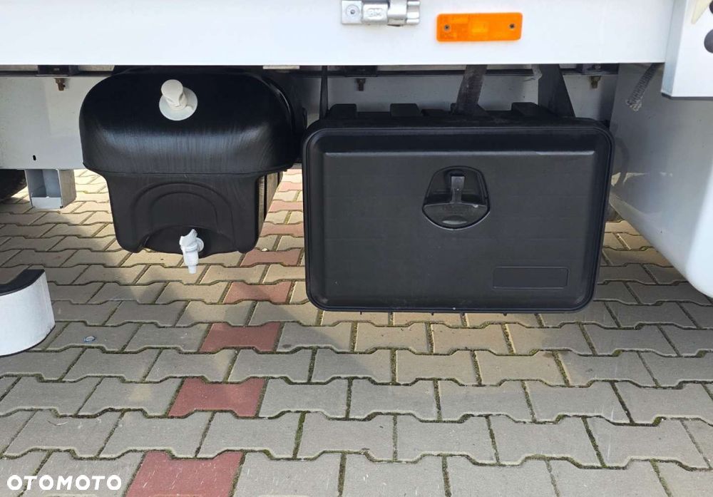 Renault Master - 24