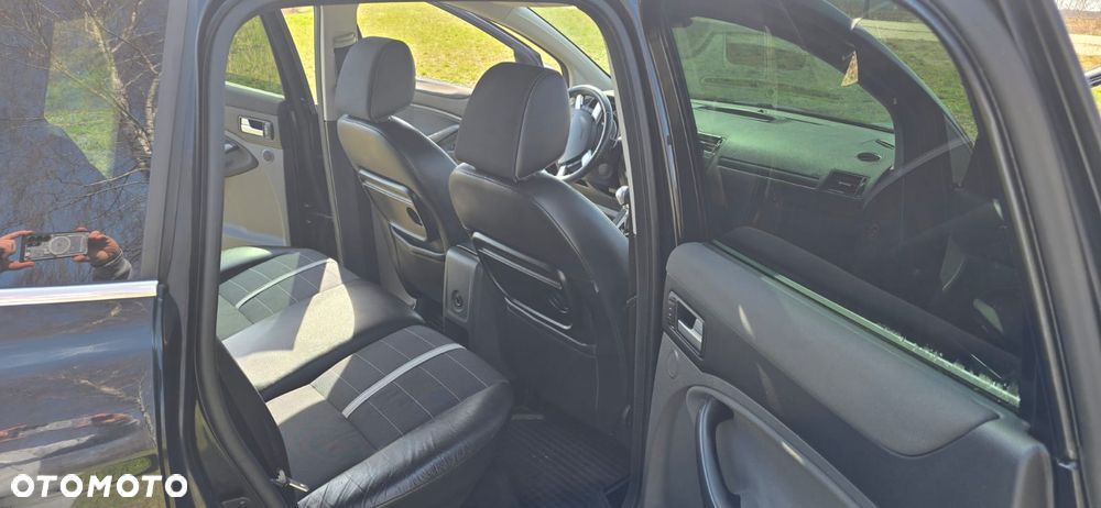 Ford Kuga 2.0 TDCi Titanium - 10