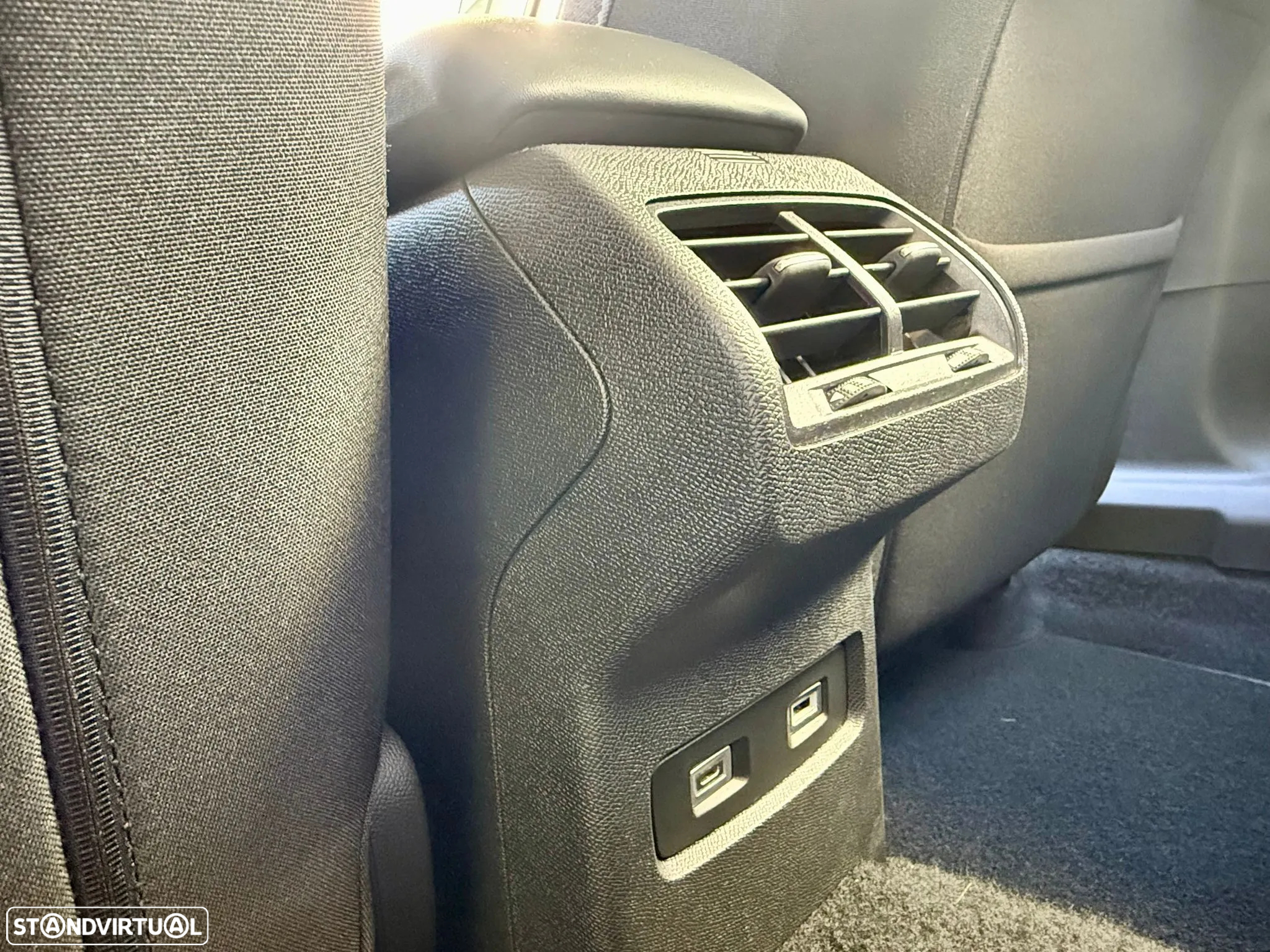Citroën e-C4 50 kWh Feel Pack - 11