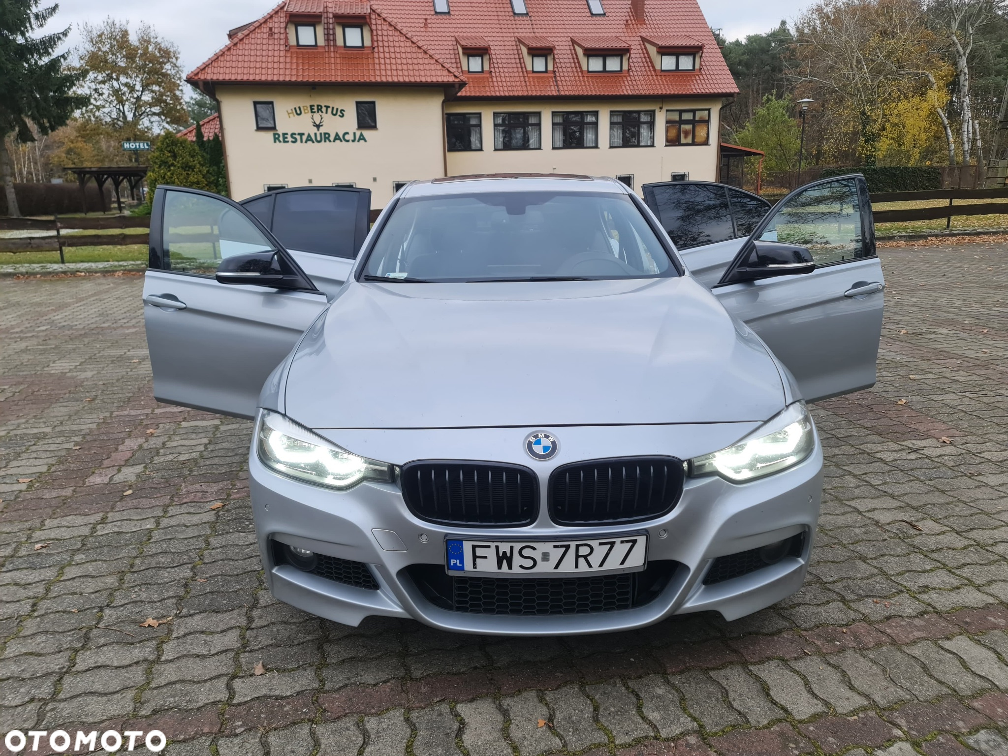 BMW Seria 3 330i - 15