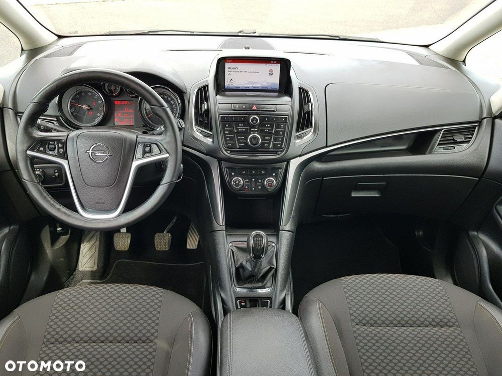 Opel Zafira 1.6 T SIDI Cosmo S&S - 12
