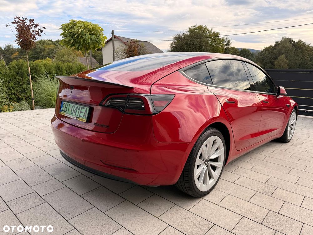 Tesla Model 3 - 8