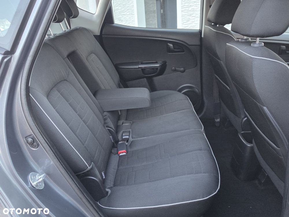 Kia Venga 1.4 CVVT Titanium Collection - 23