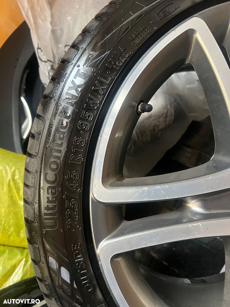 Mercedes-Benz C - 18