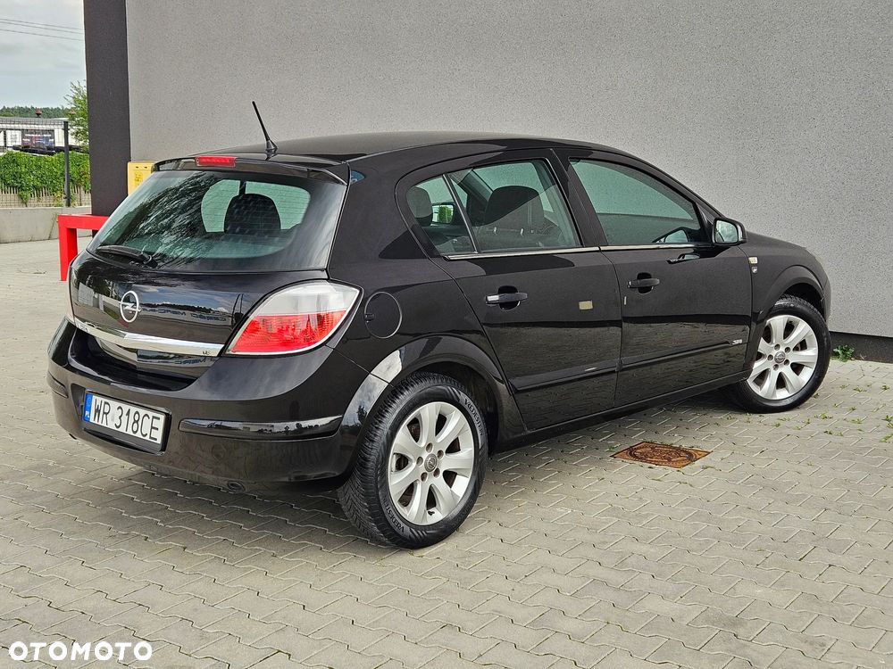 Opel Astra 1.8 Cosmo - 19