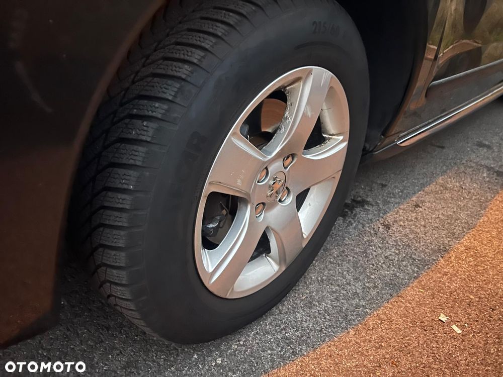 Peugeot 3008 1.6 Premium+ - 23