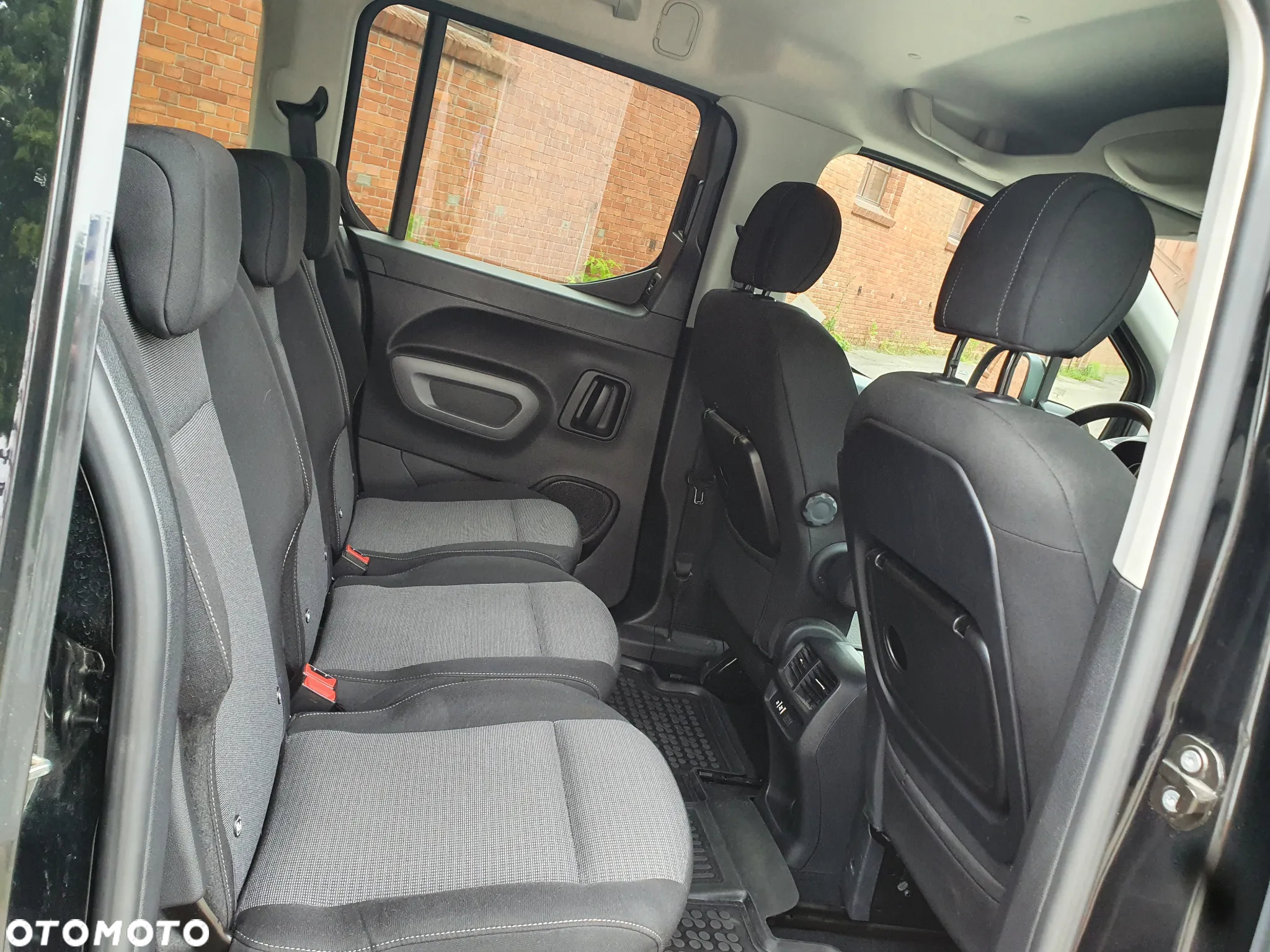 Toyota Proace City Verso Long 1.5 D-4D Family - 13