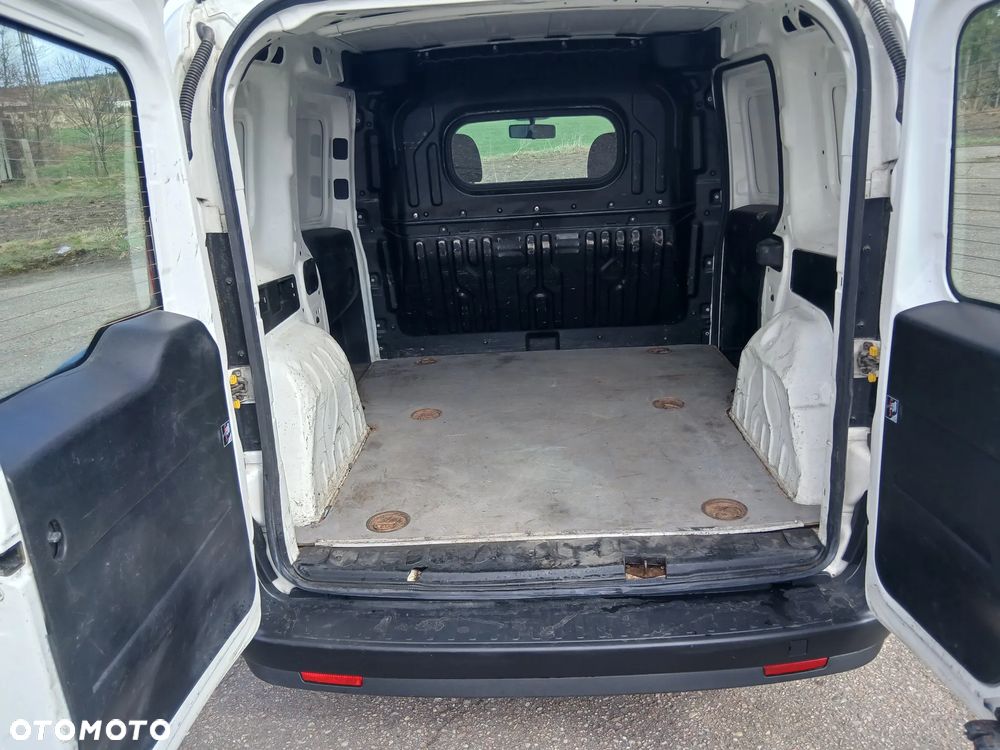 Opel Combo D Van - 11