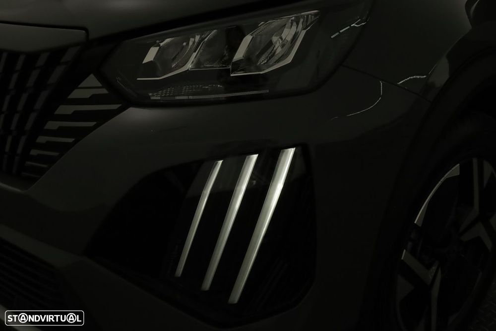 Peugeot 2008 1.2 PureTech Allure - 6