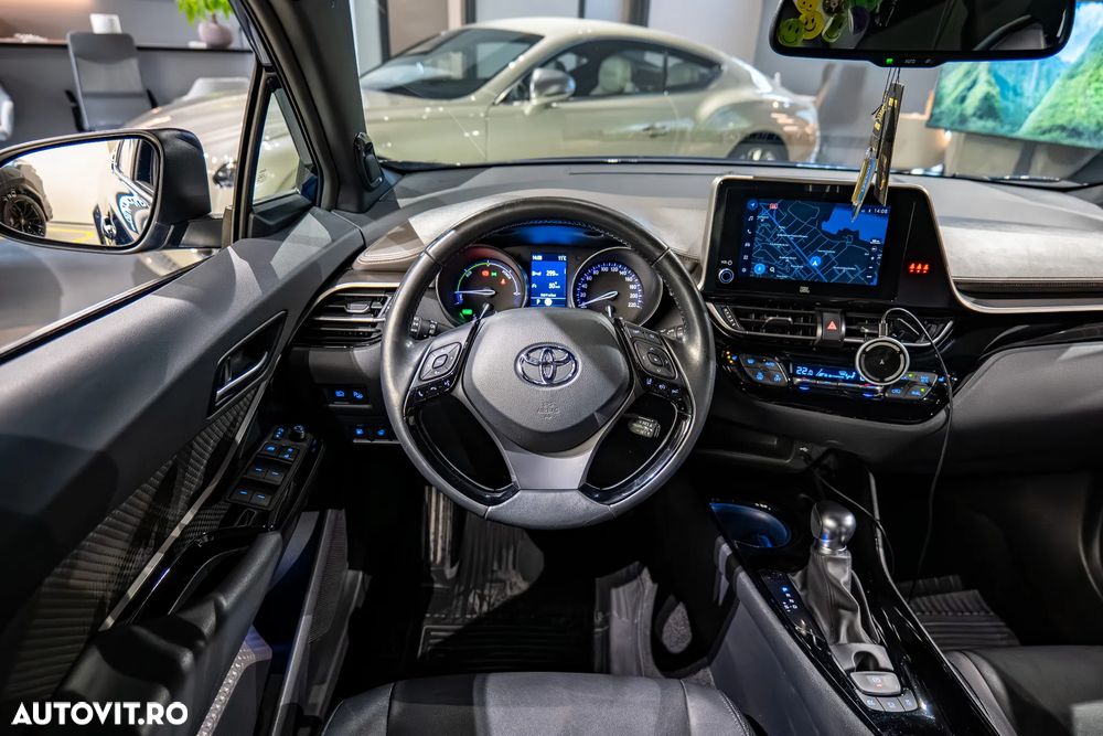 Toyota C-HR - 9