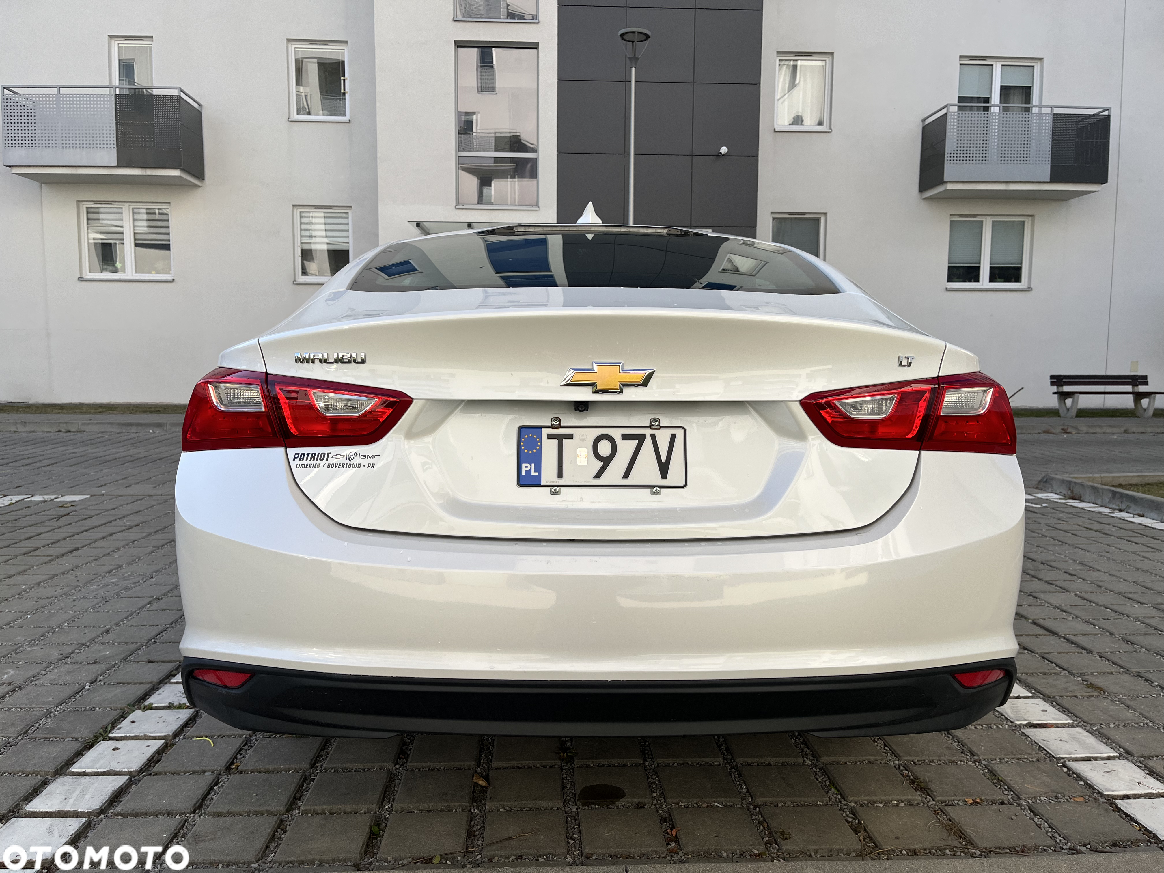 Chevrolet Malibu - 4
