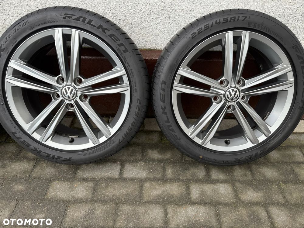 225 45 17 / Seat Leon VW Golf Caddy Touran Passat Skoda Octavia / 5x112 POLECAM 5G0 R-Line - 4