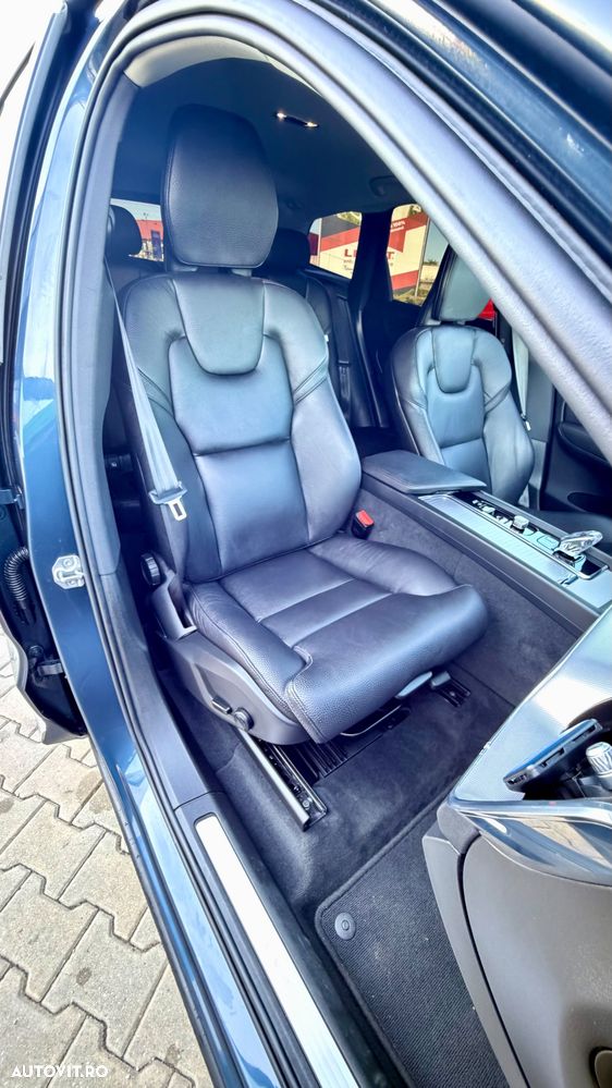 Volvo XC 60 B4 MHEV Inscription - 27
