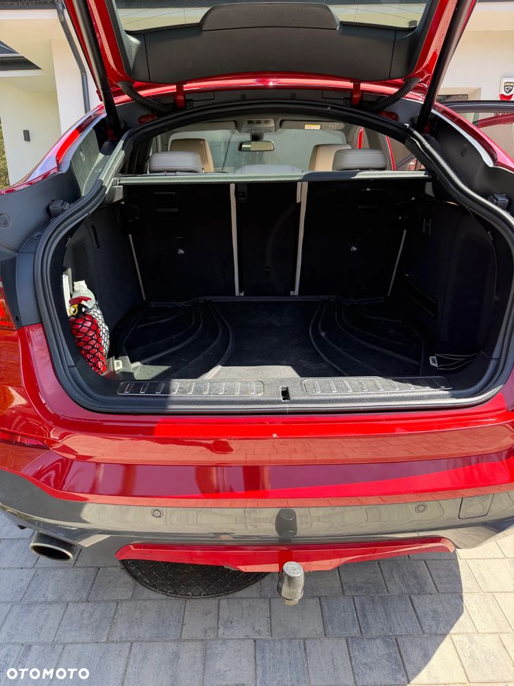 BMW X4 xDrive20d - 9