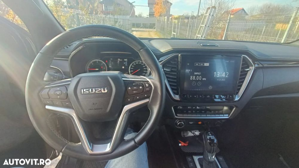 Isuzu D-Max Double Cab 4WD Autm. LSE - 17