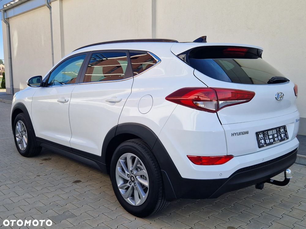 Hyundai Tucson 1.7 CRDI BlueDrive Style 2WD - 19