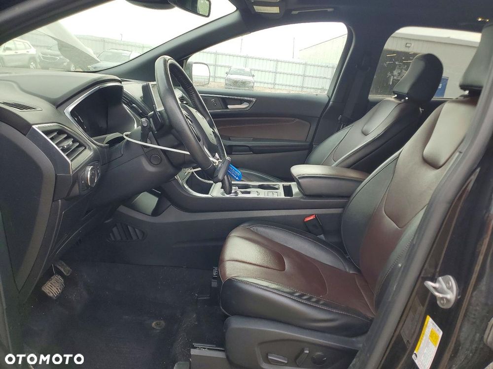 Ford Edge - 7