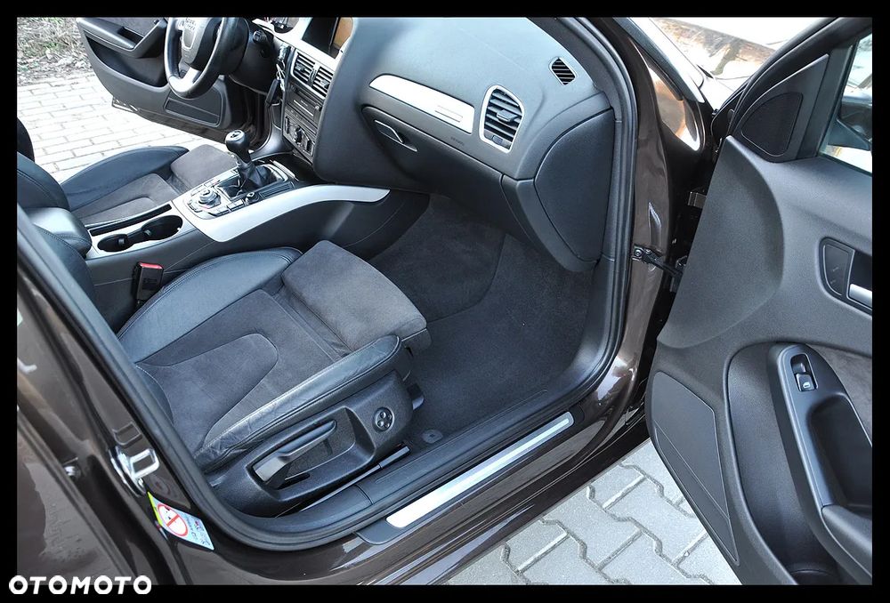 Audi A4 Avant 3.0 TDI DPF quattro S line Sportpaket (plus) - 24