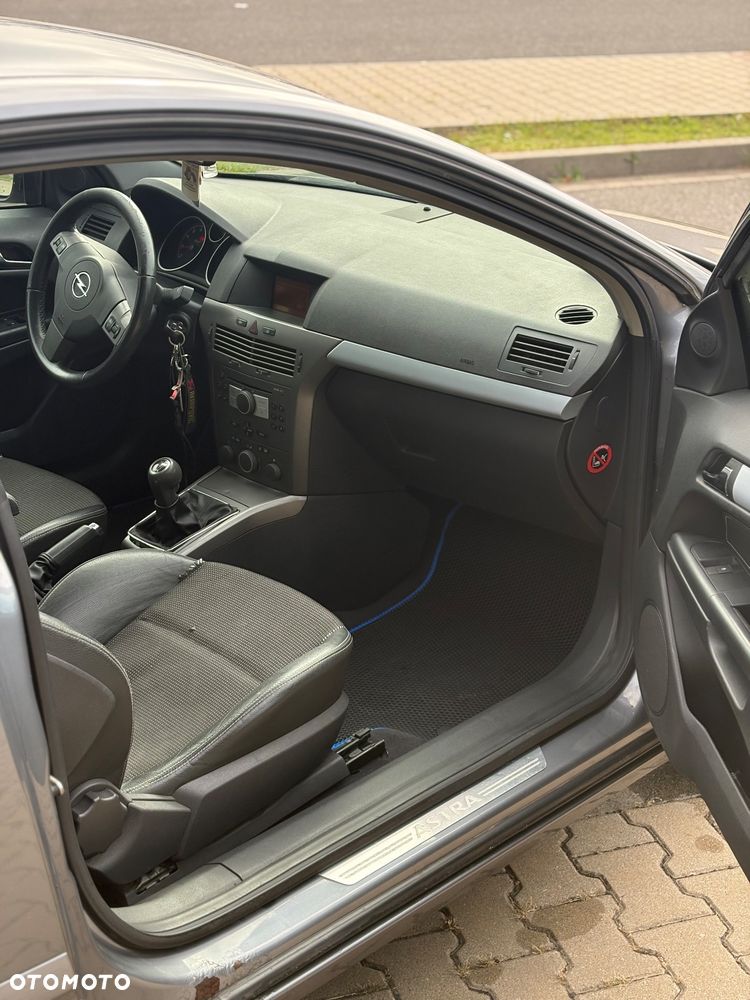 Opel Astra 2.0 Turbo Sport - 9