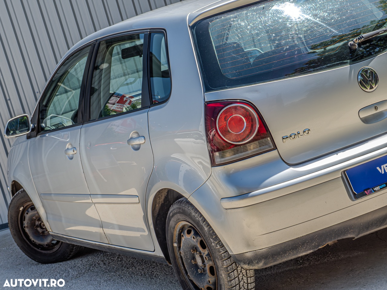 Volkswagen Polo 1.2 Attractive - 12