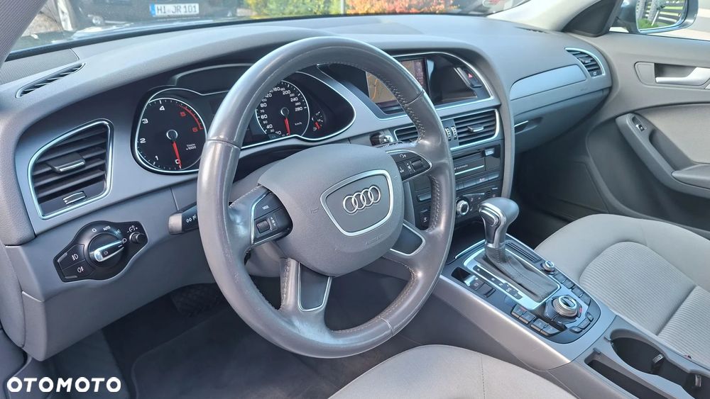 Audi A4 Avant - 8