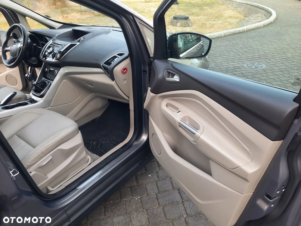 Ford Grand C-MAX 1.6 EcoBoost Start-Stop-System Titanium - 24