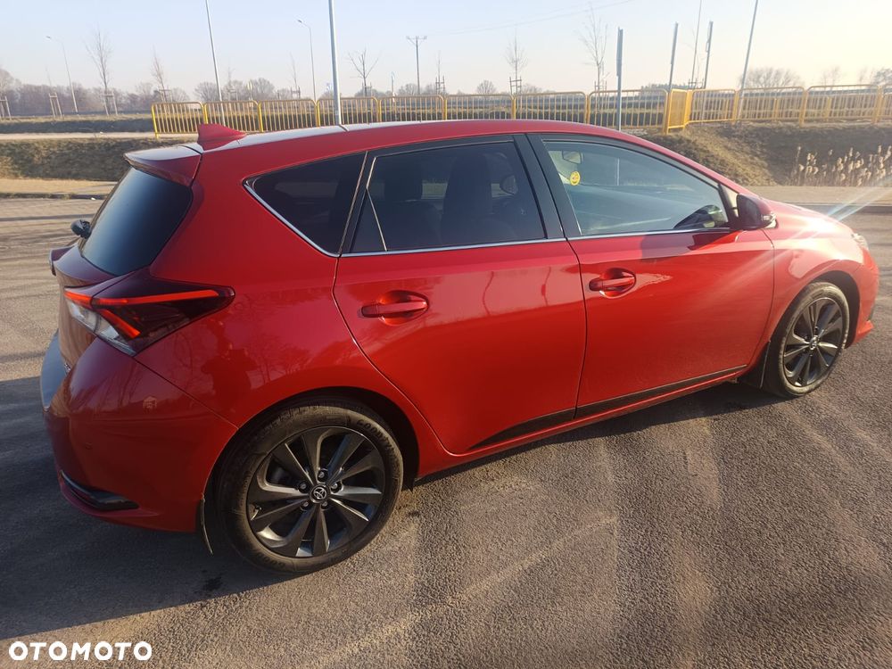 Toyota Auris 1.6 Valvematic Edition - 12