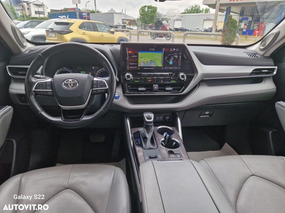 Toyota Highlander 2.5 L Dynamic Force 248CP Luxury Pearly - 15