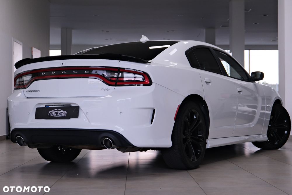 Dodge Charger 5.7 R/T - 7