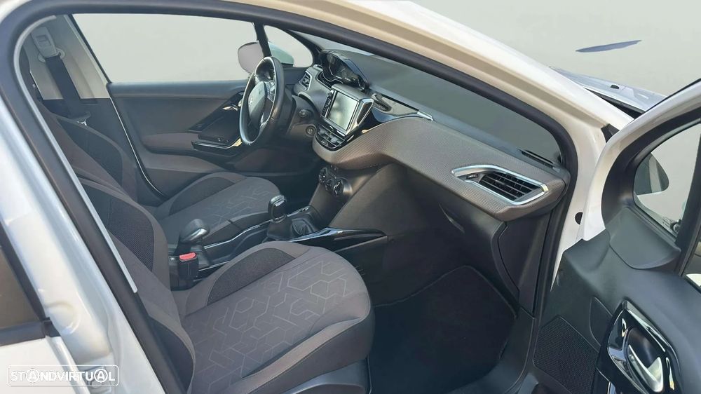 Peugeot 2008 82 VTI Active - 15