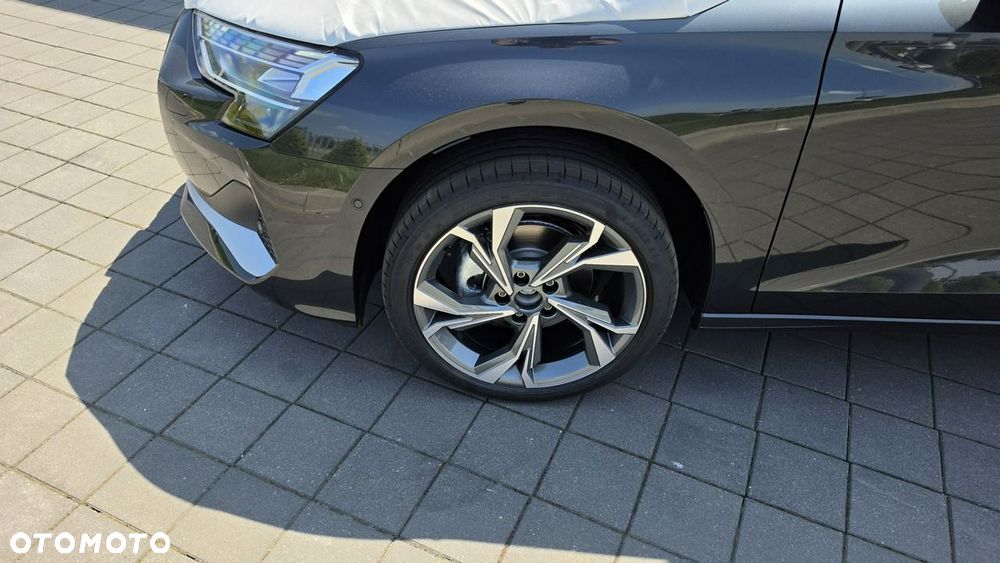 Audi A3 Sportback - 3