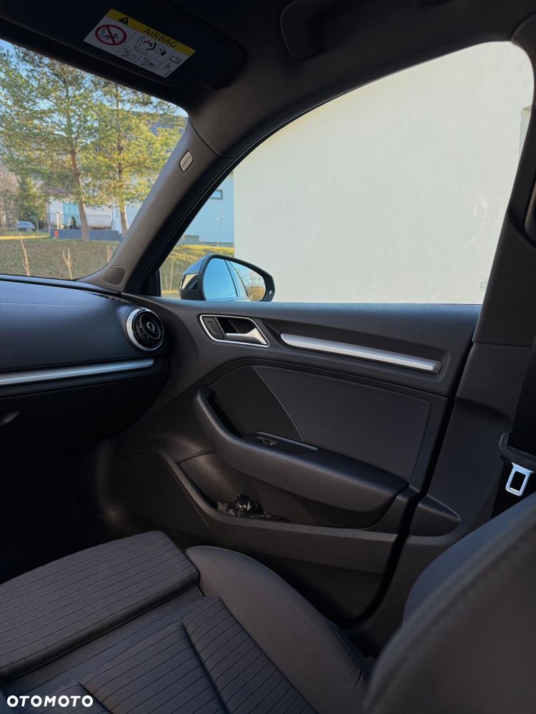 Audi A3 Sportback 2.0 TDI clean diesel Ambiente S tronic - 11