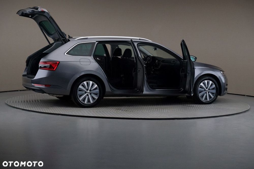 Skoda Superb 2.0 TSI Style DSG - 6