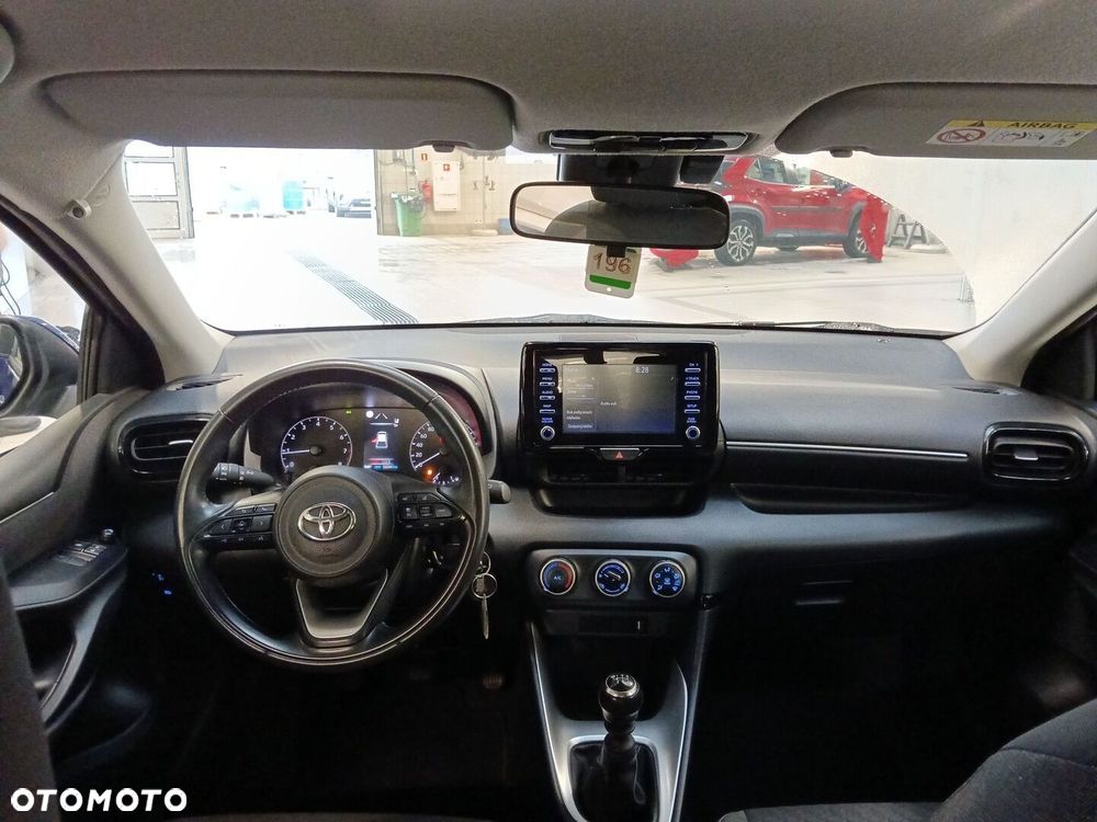 Toyota Yaris 1.5 Comfort - 2