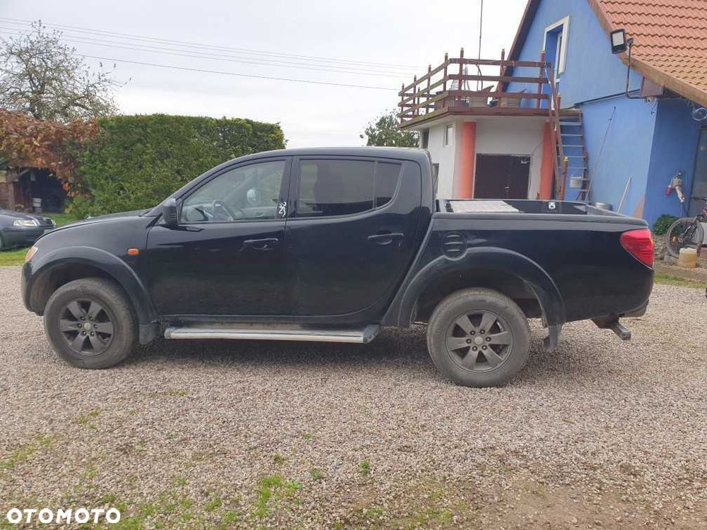 Mitsubishi L200