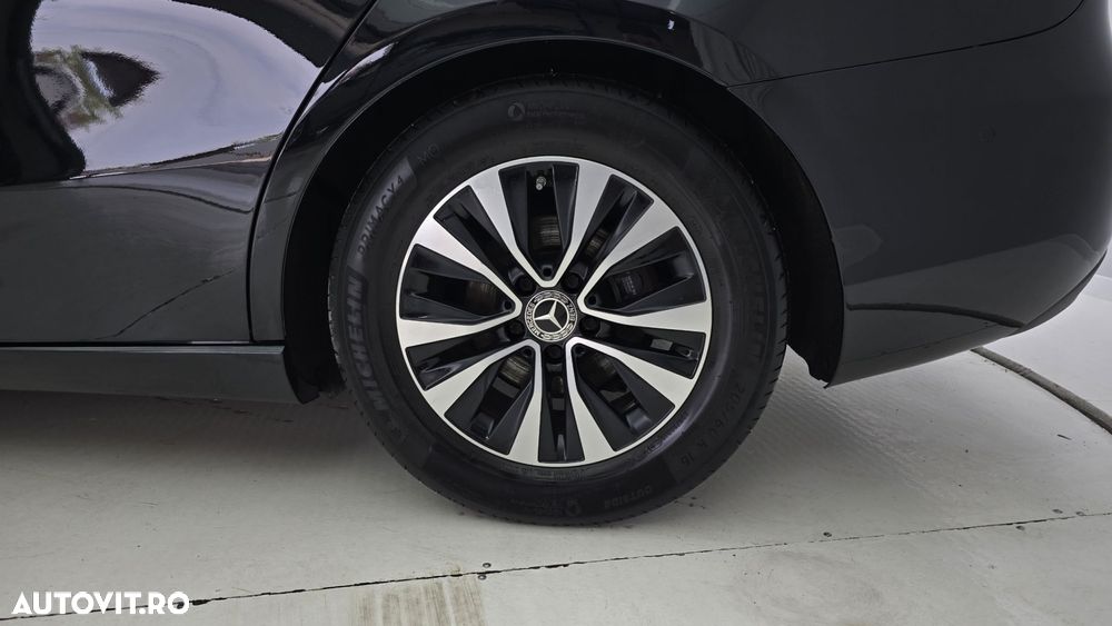 Mercedes-Benz A 180 - 22