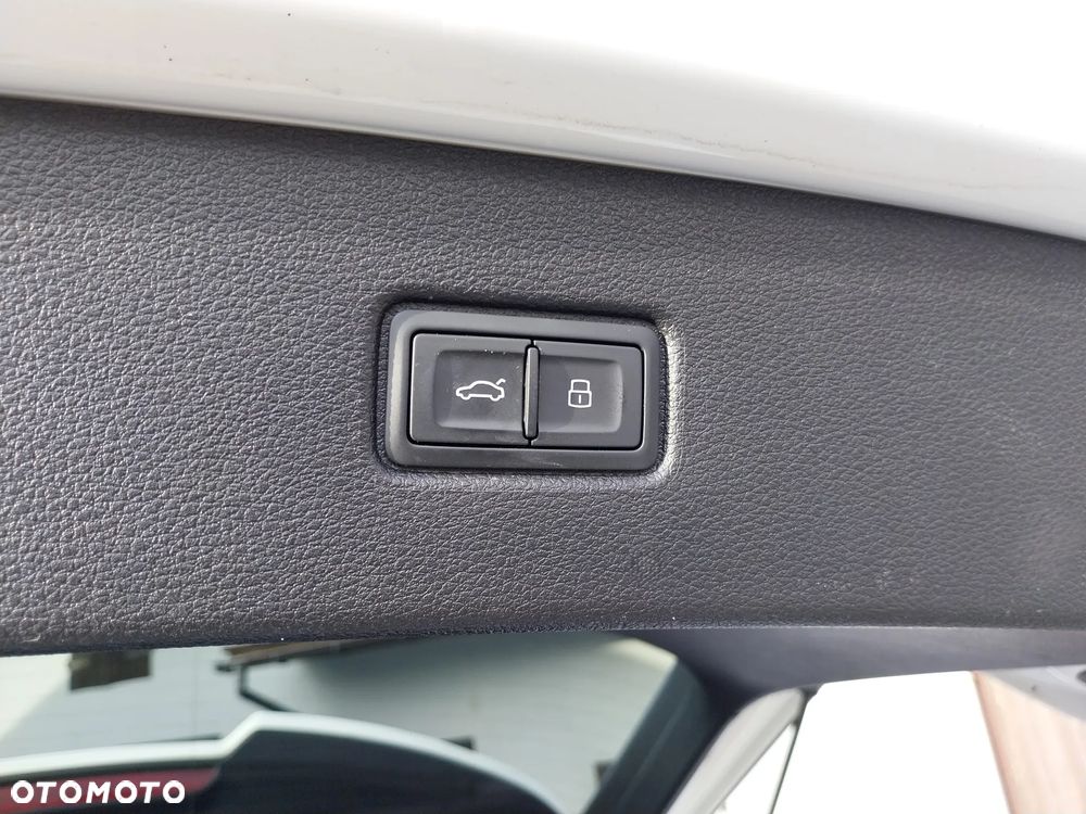 Audi Q7 3.0 TDI ultra Quattro Tiptronic - 24