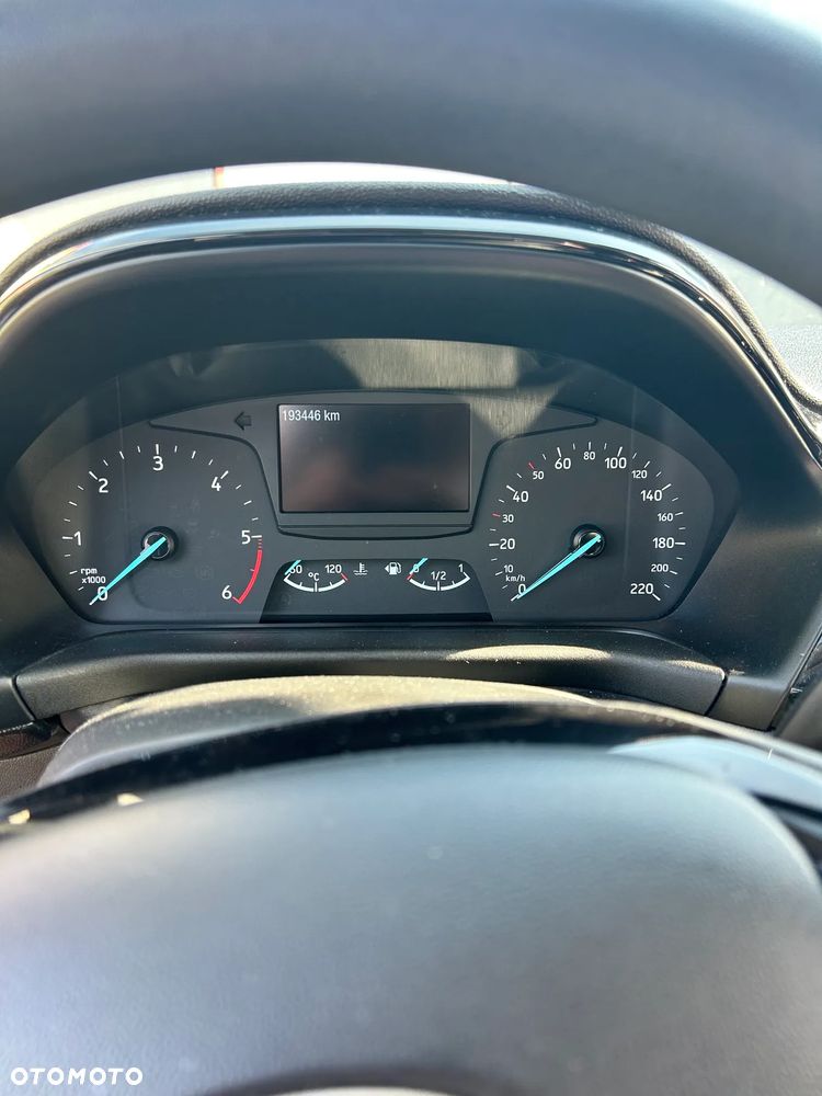 Ford Fiesta - 12