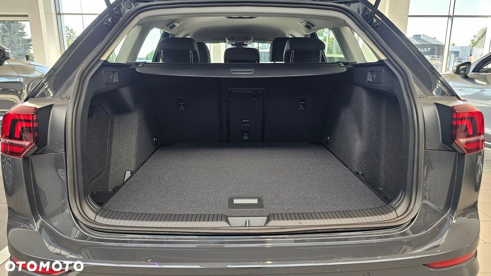 Volkswagen Golf Variant - 13