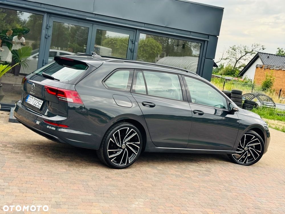 Volkswagen Golf - 33